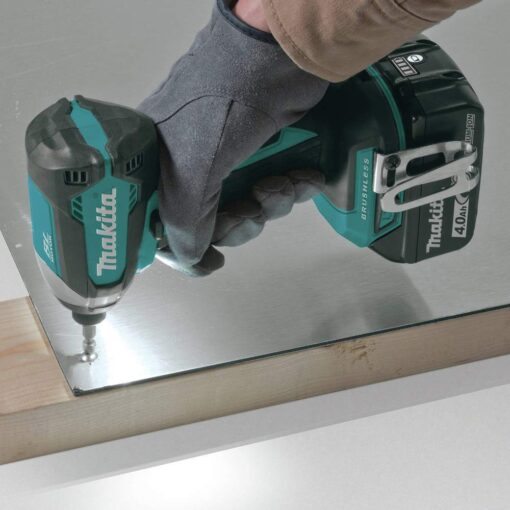 Makita XT269M 18V LXT Lithium-Ion Brushless Cordless 2-Pc. Combo Kit (4.0Ah), Blue - Image 2