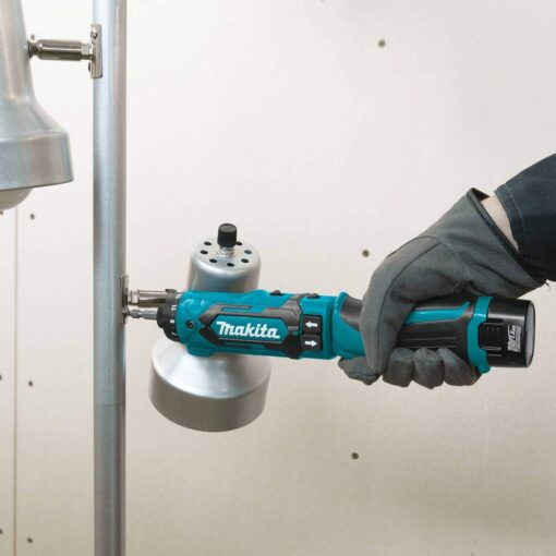 Makita DF012DSE 7.2V Lithium-Ion Cordless 1/4" Hex Driver-Drill Kit with Auto-Stop Clutch - Image 3