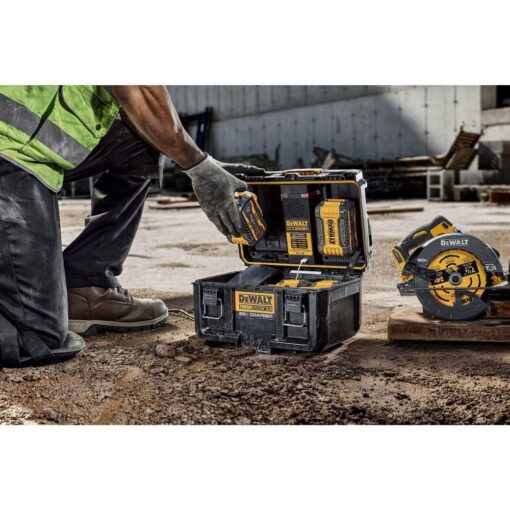DEWALT Toughsystem 2.0 20V Dual Port Charger (DWST08050) - Image 5
