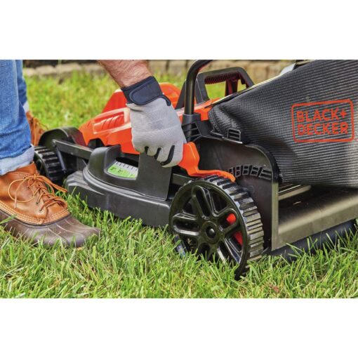 BLACK+DECKER BEMW482BH Electric Lawn Mower - Image 2
