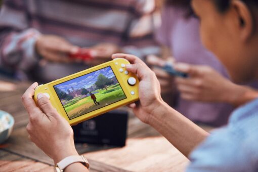 Nintendo Switch Lite - Yellow - Image 5